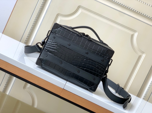 Draw-bar box Draw-bar box