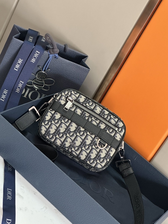 Dior Dior