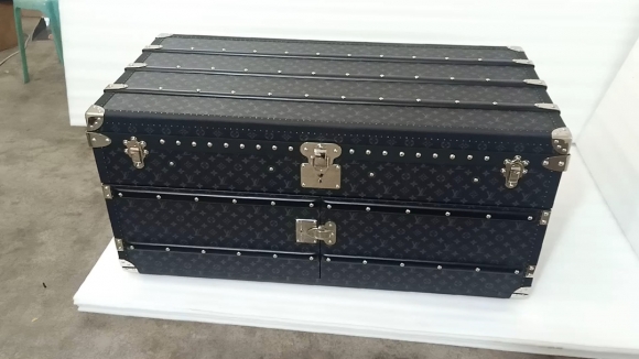 Draw-bar box