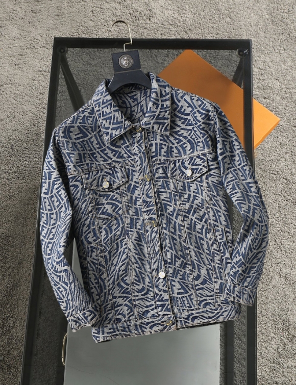 Coats & Jackets Coats & Jackets