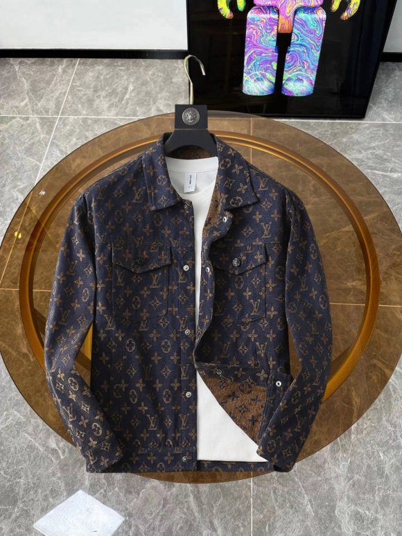 Coats & Jackets Coats & Jackets