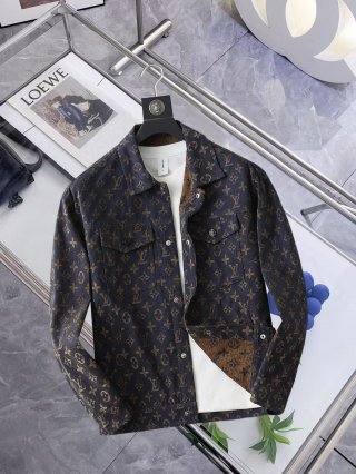 Coats & Jackets Coats & Jackets