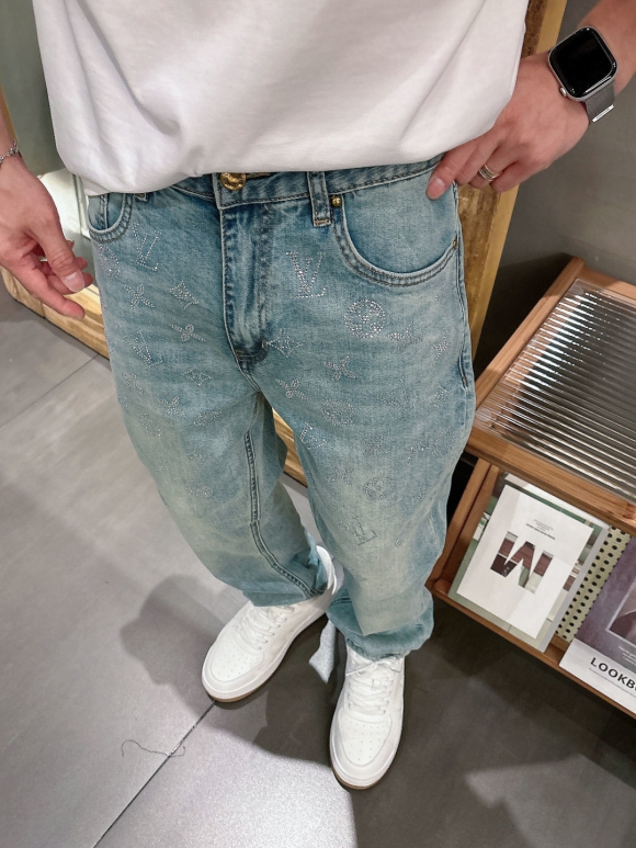 jeans