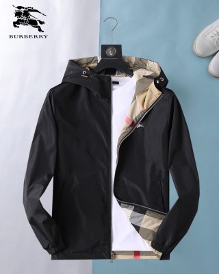 Hoodies & Sweatshirts