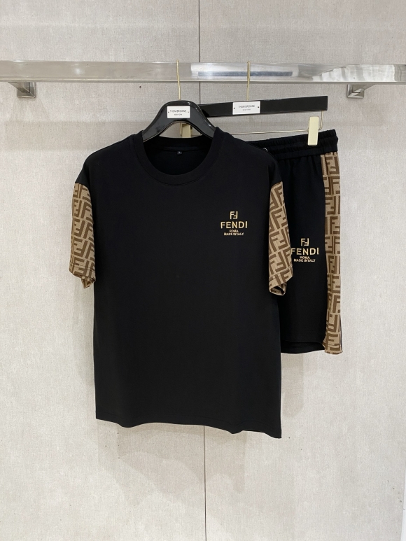 Leisure suit Leisure suit