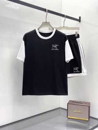 Leisure suit Leisure suit