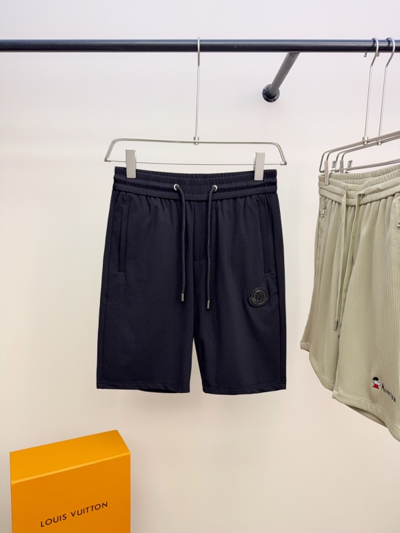 Shorts Shorts