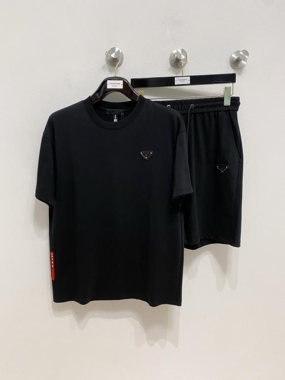 Leisure suit Leisure suit