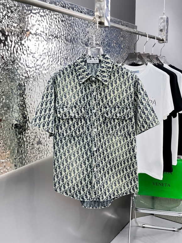 Coats & Jackets Coats & Jackets