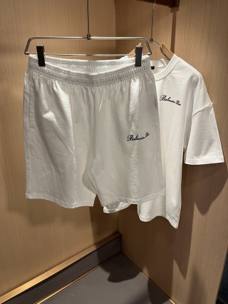 Leisure suit Leisure suit