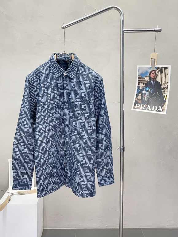 Coats & Jackets