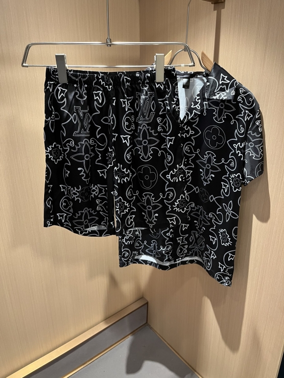 Leisure suit Leisure suit