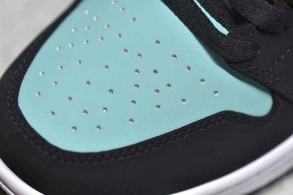 AirJordan1LowSHOES