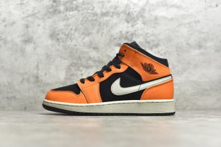 AirJordan1MidSHOES