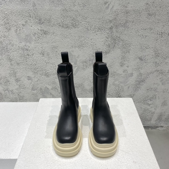 BVSHOES
