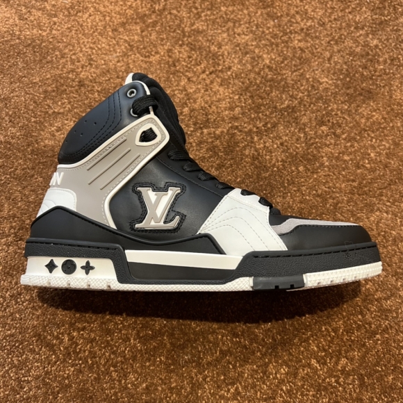 Womens shoes collection