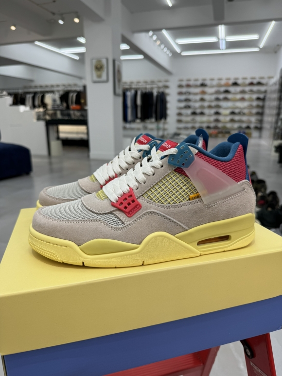 AirJordan4SHOES