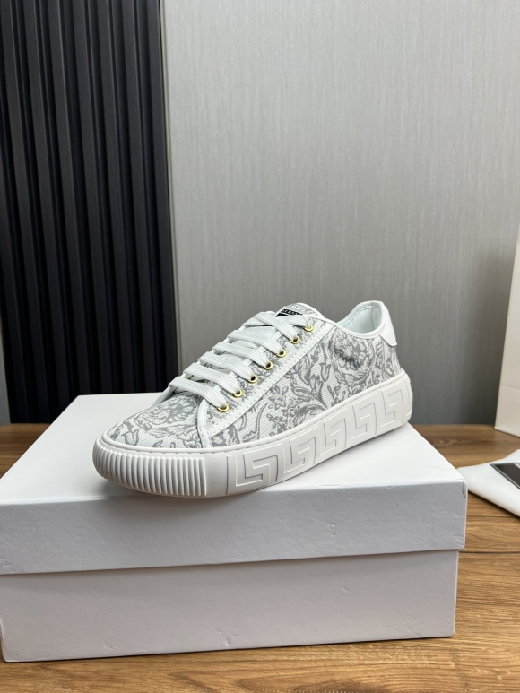 VersaceSHOES