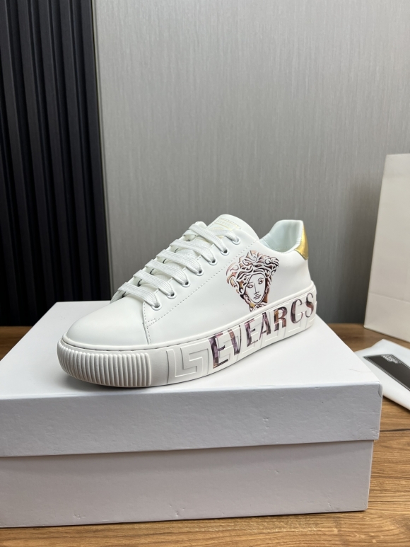 VersaceSHOES