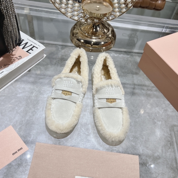 Womens shoes collection