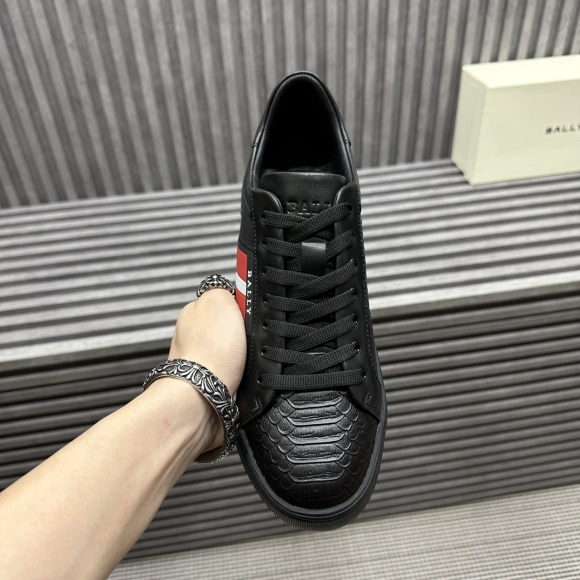 BallySHOES
