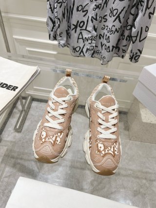 Womens shoes collection