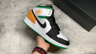 AirJordan1MidSHOES