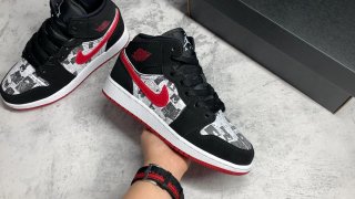 AirJordan1MidSHOES