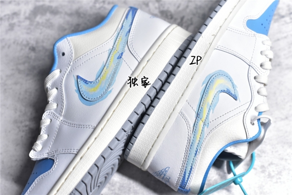 AirJordan1LowSHOES