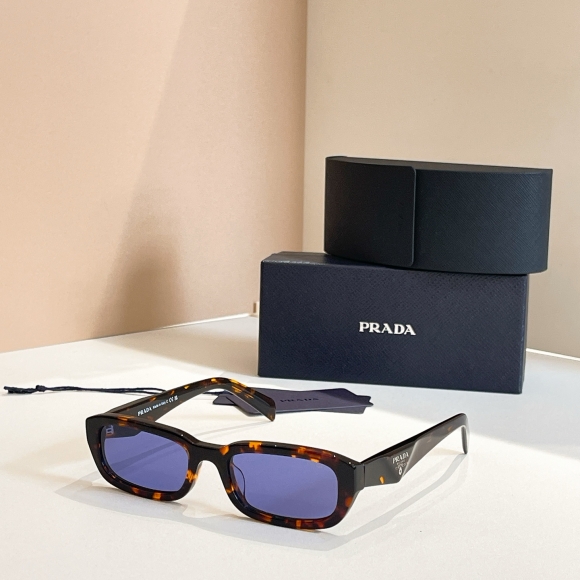 Prada-5