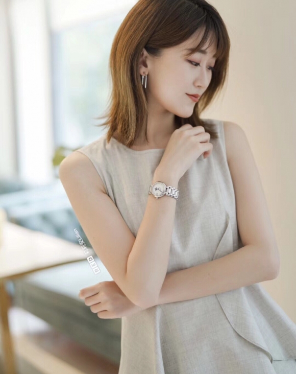 LONGINES