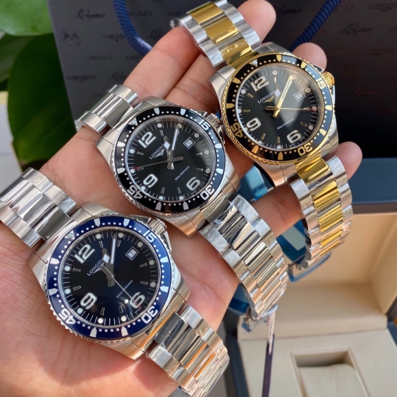 LONGINES