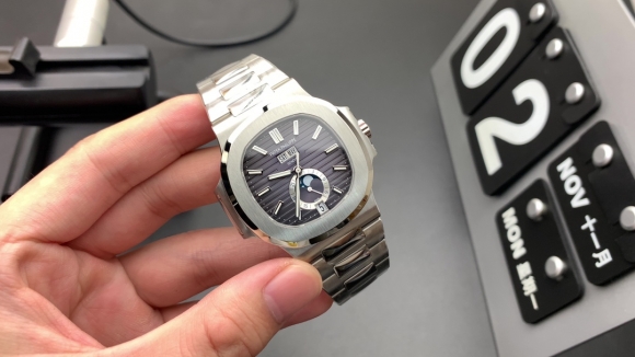 PATEK PHILIPPE