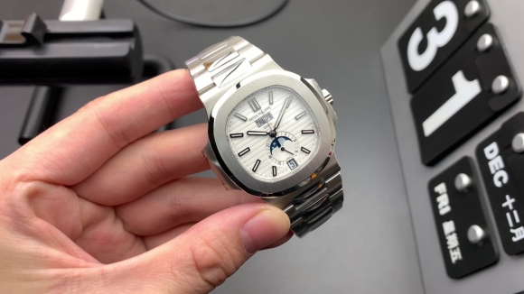 PATEK PHILIPPE