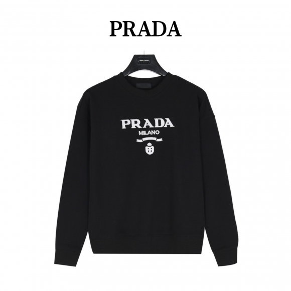 Hoodies & Sweatshirts