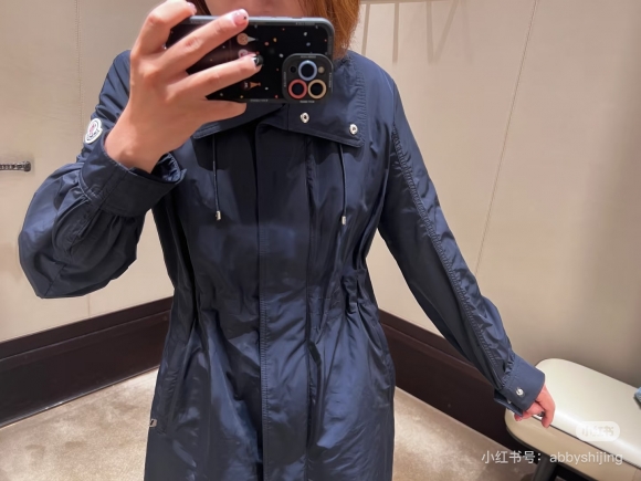 Coats & Jackets