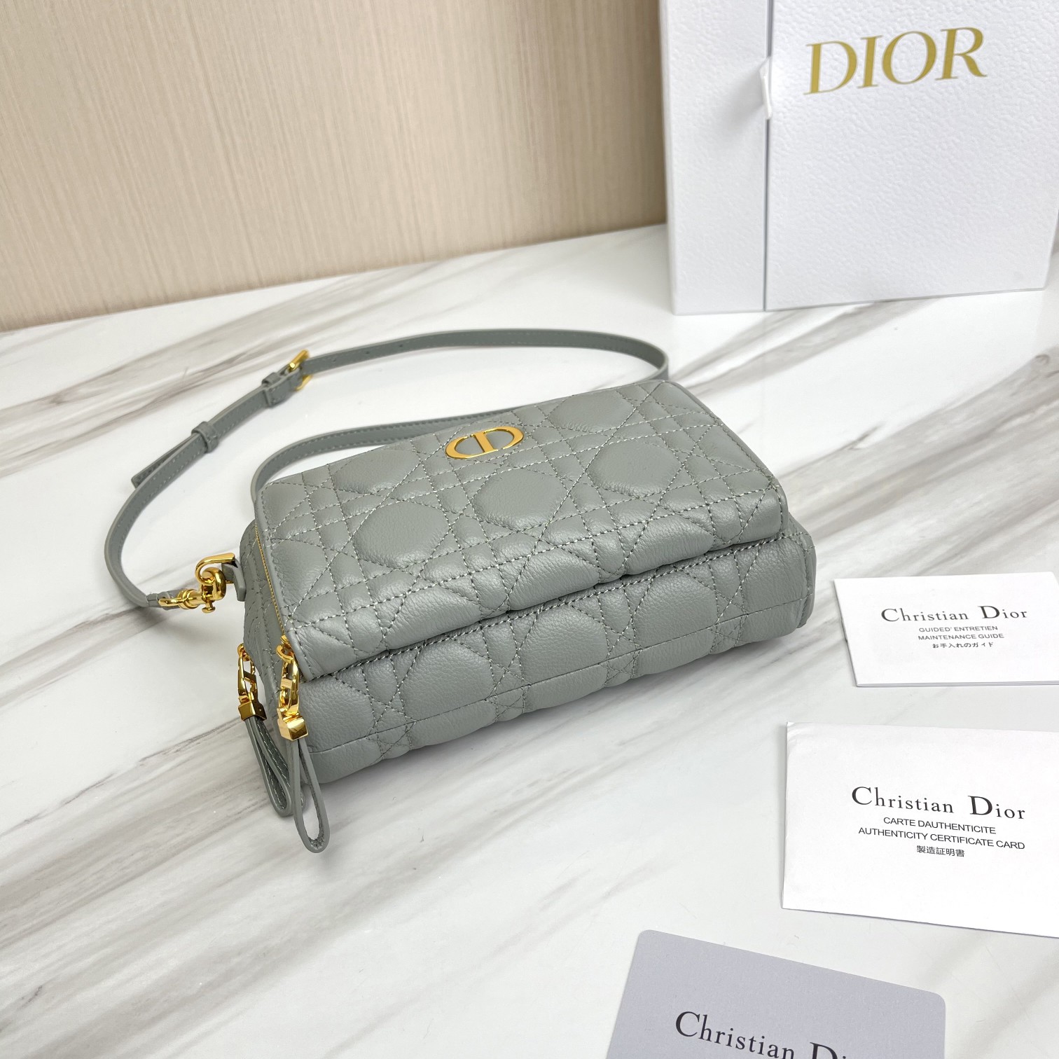 Dior