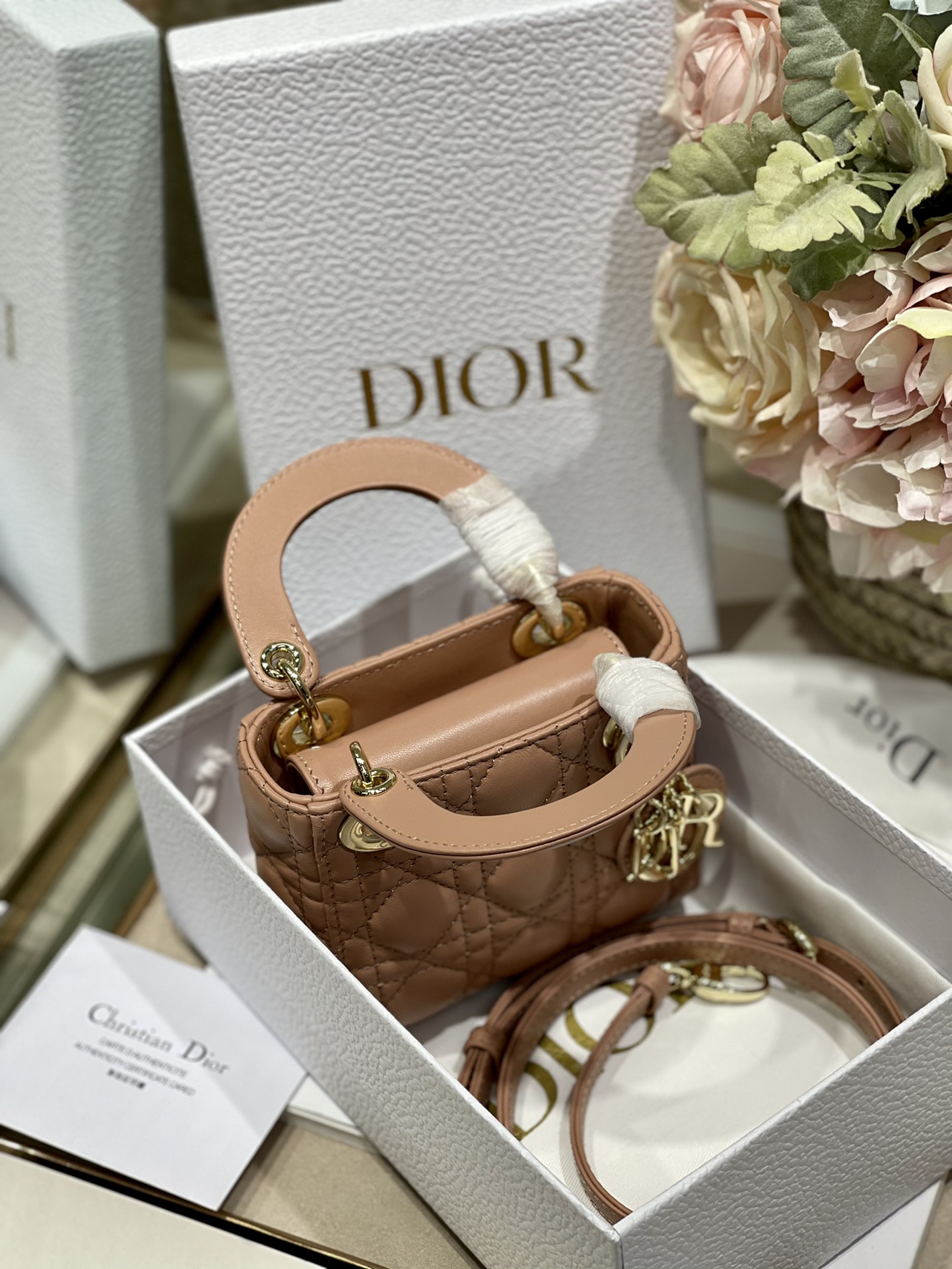 Dior