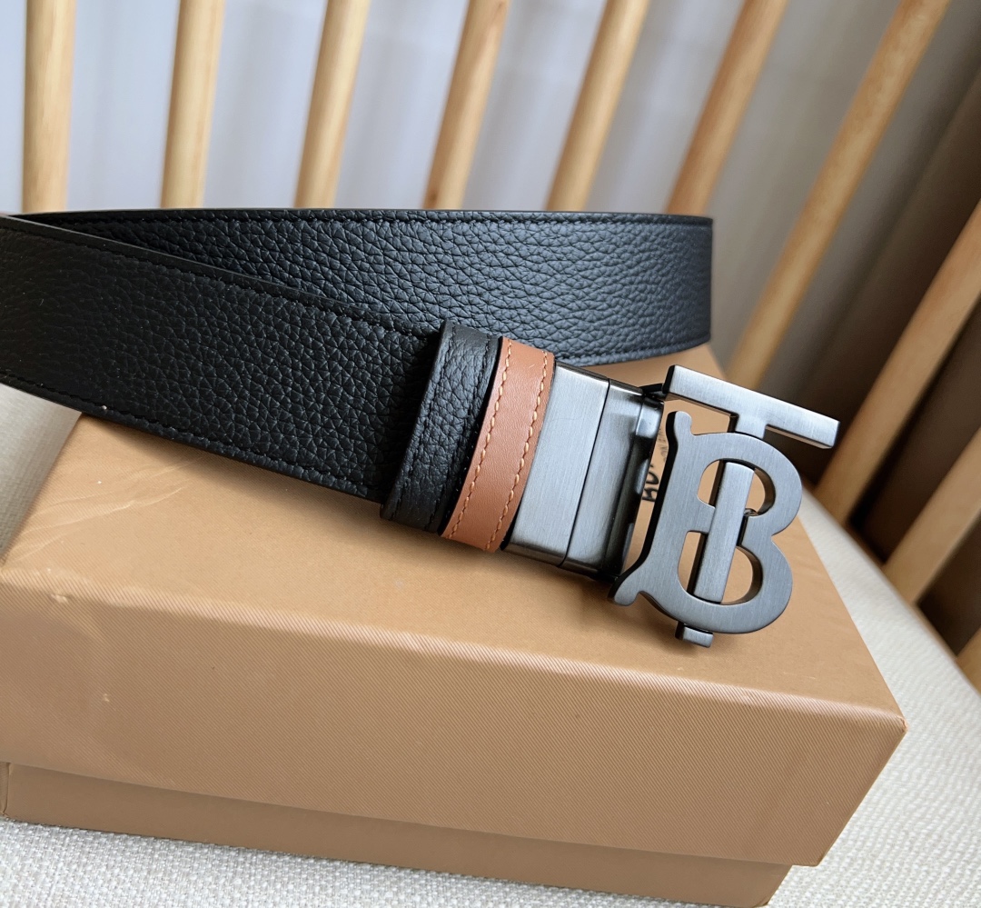 Burberry-Belts