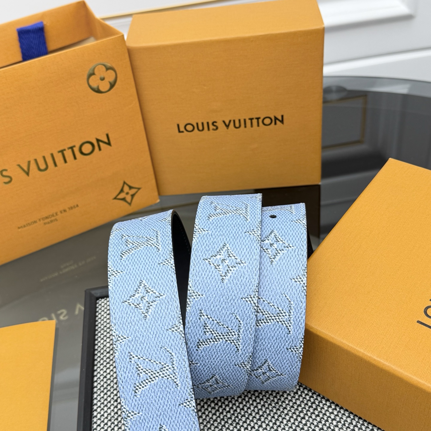LV-Belts