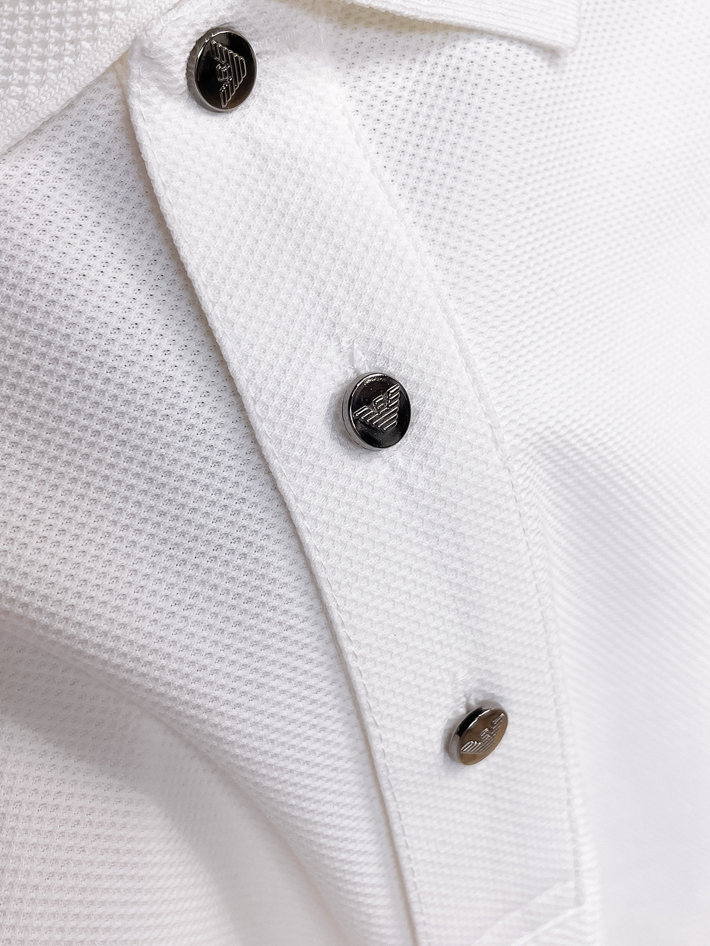 Polos