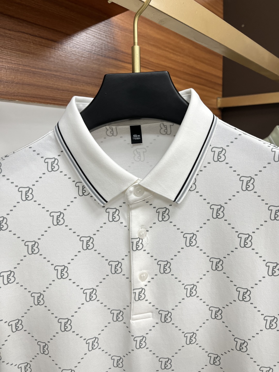 Polos