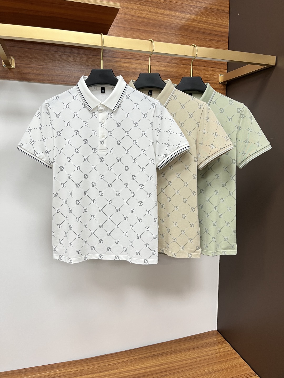 Polos