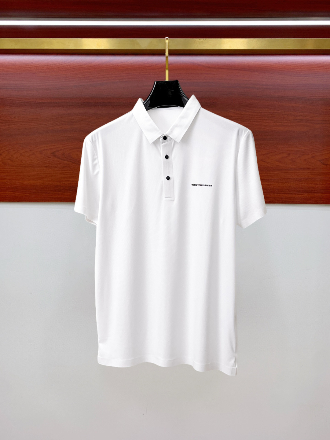 Polos