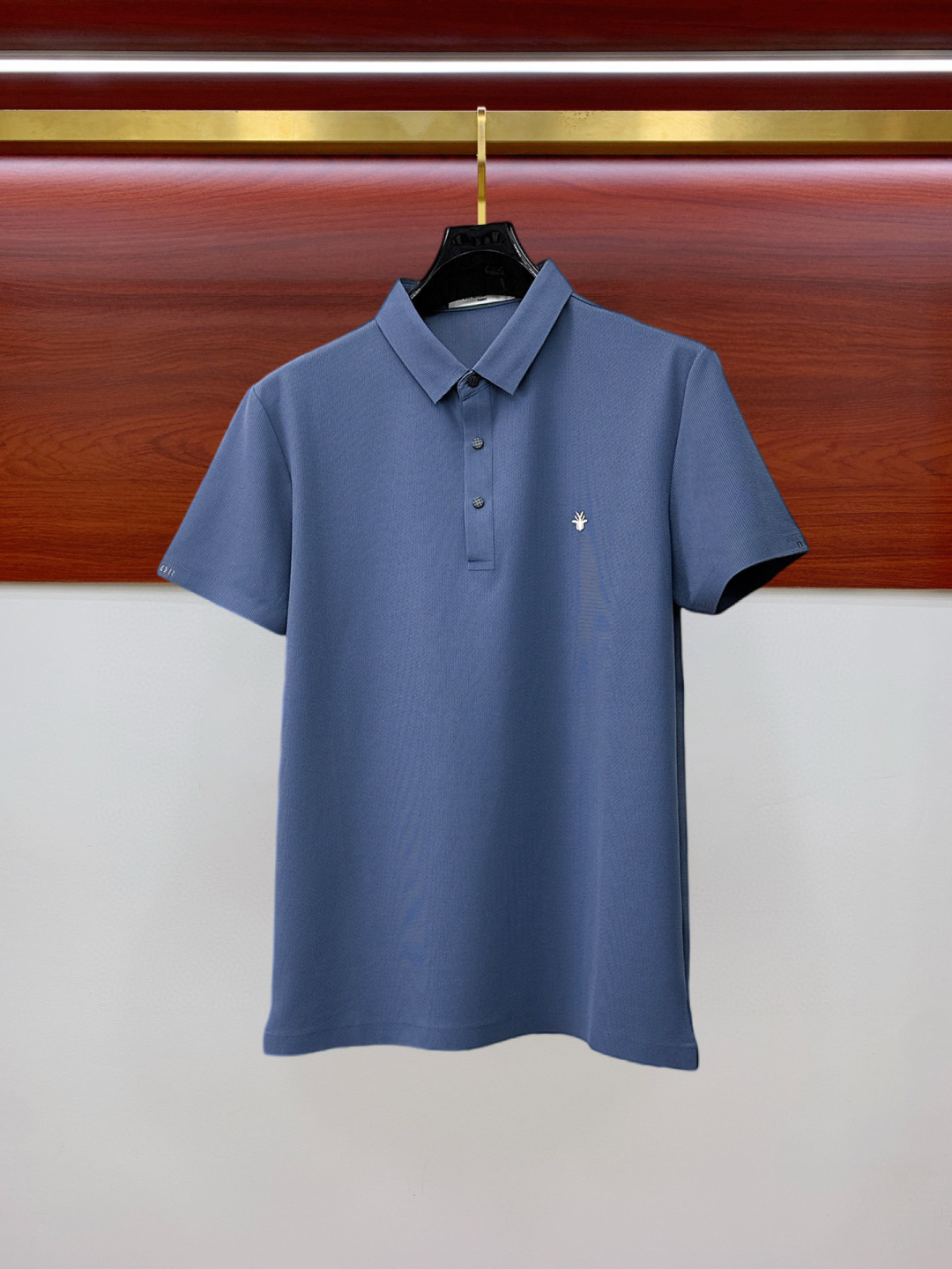 Polos