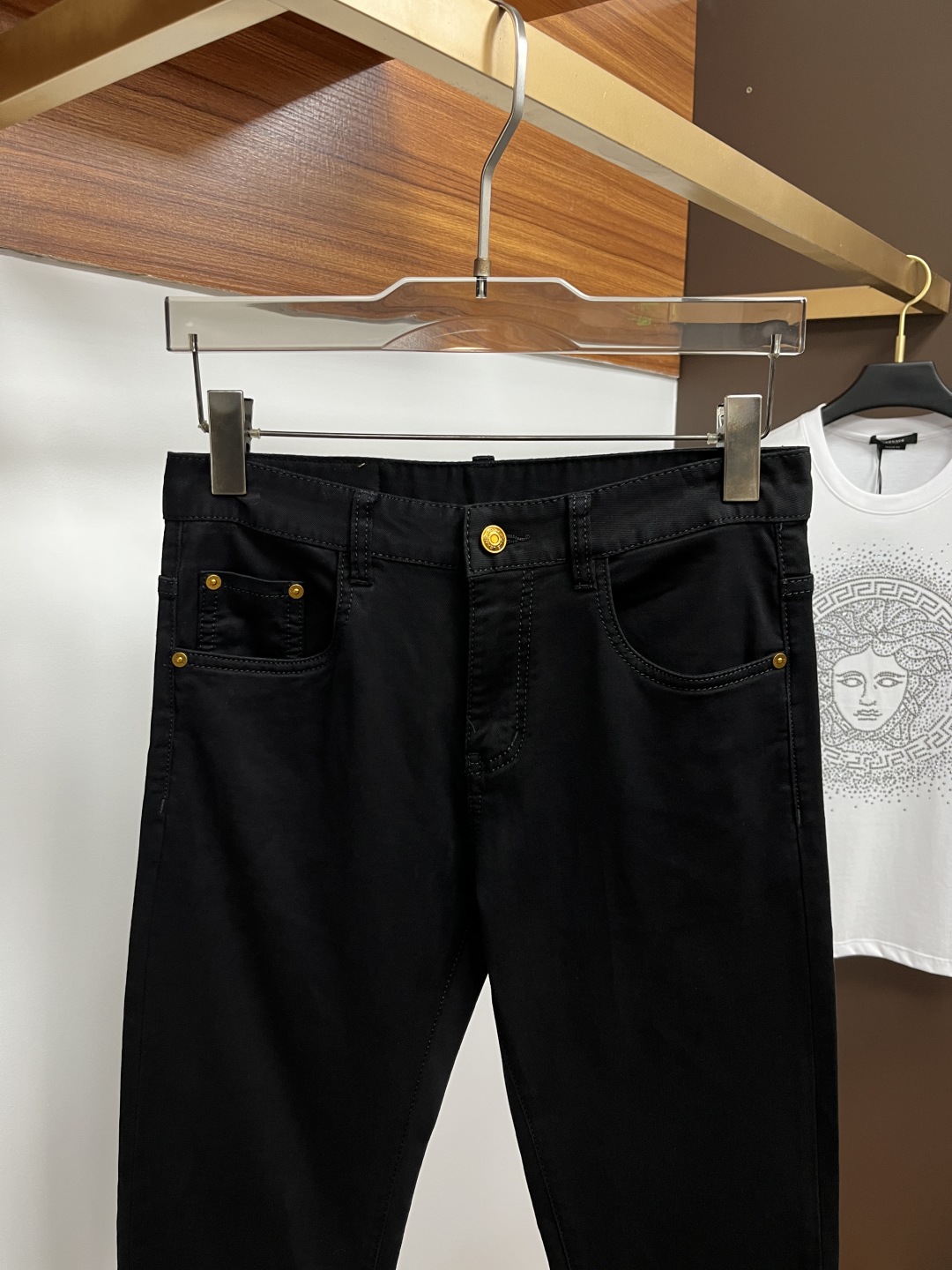 jeans
