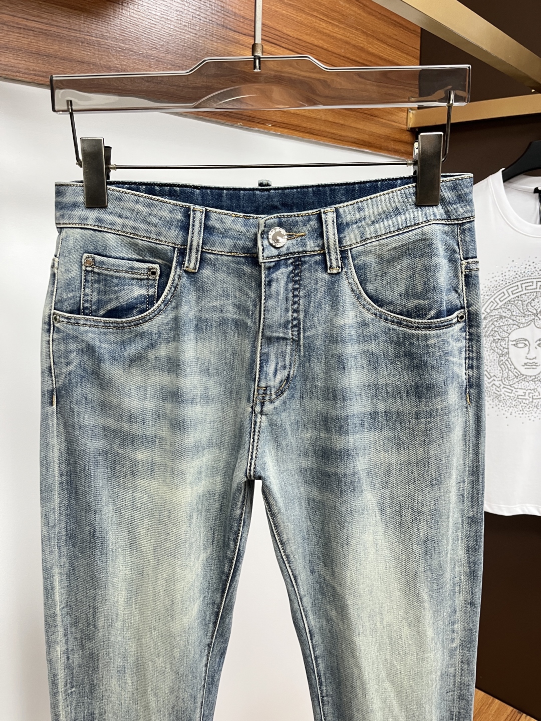 jeans