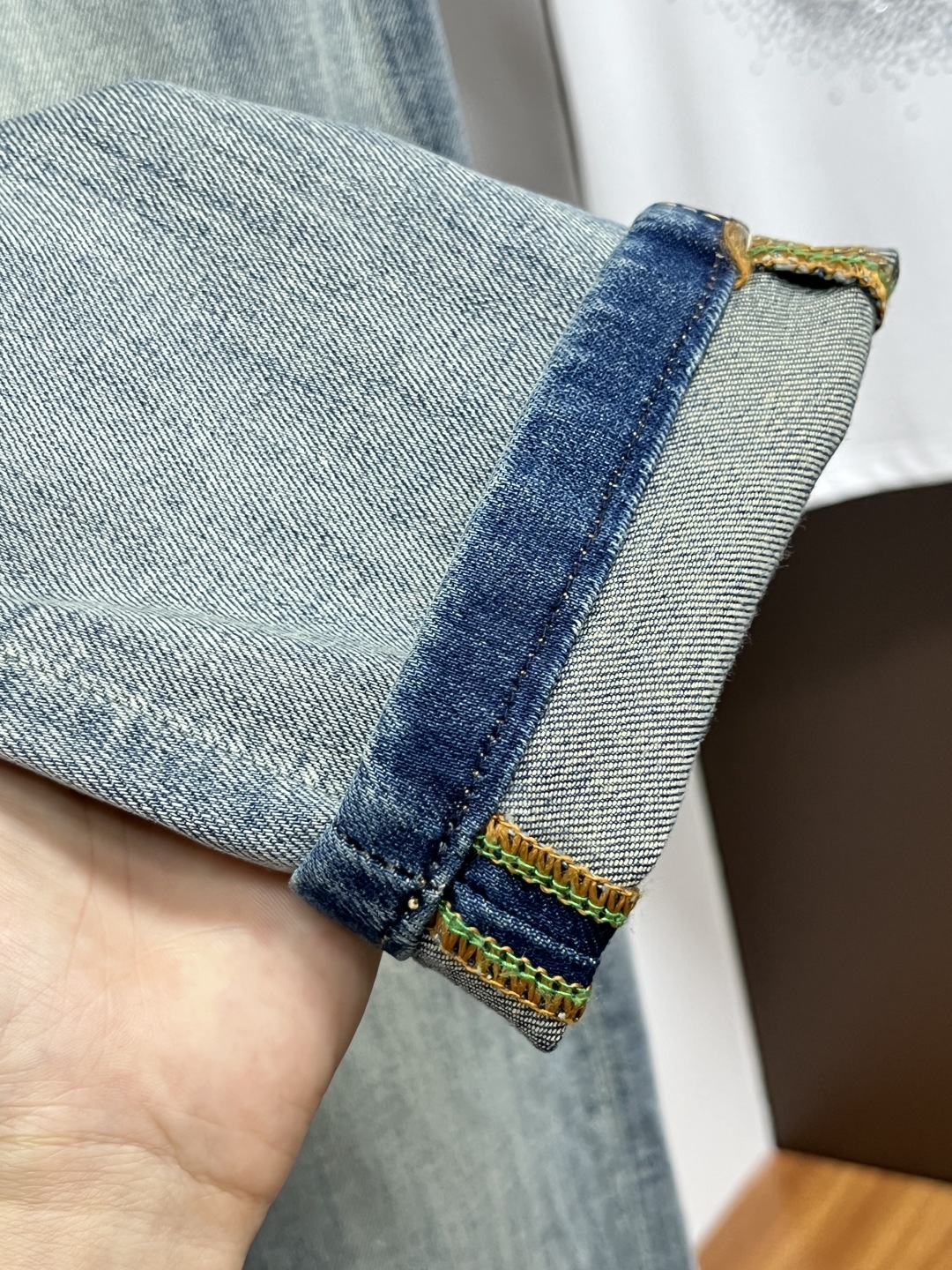 jeans