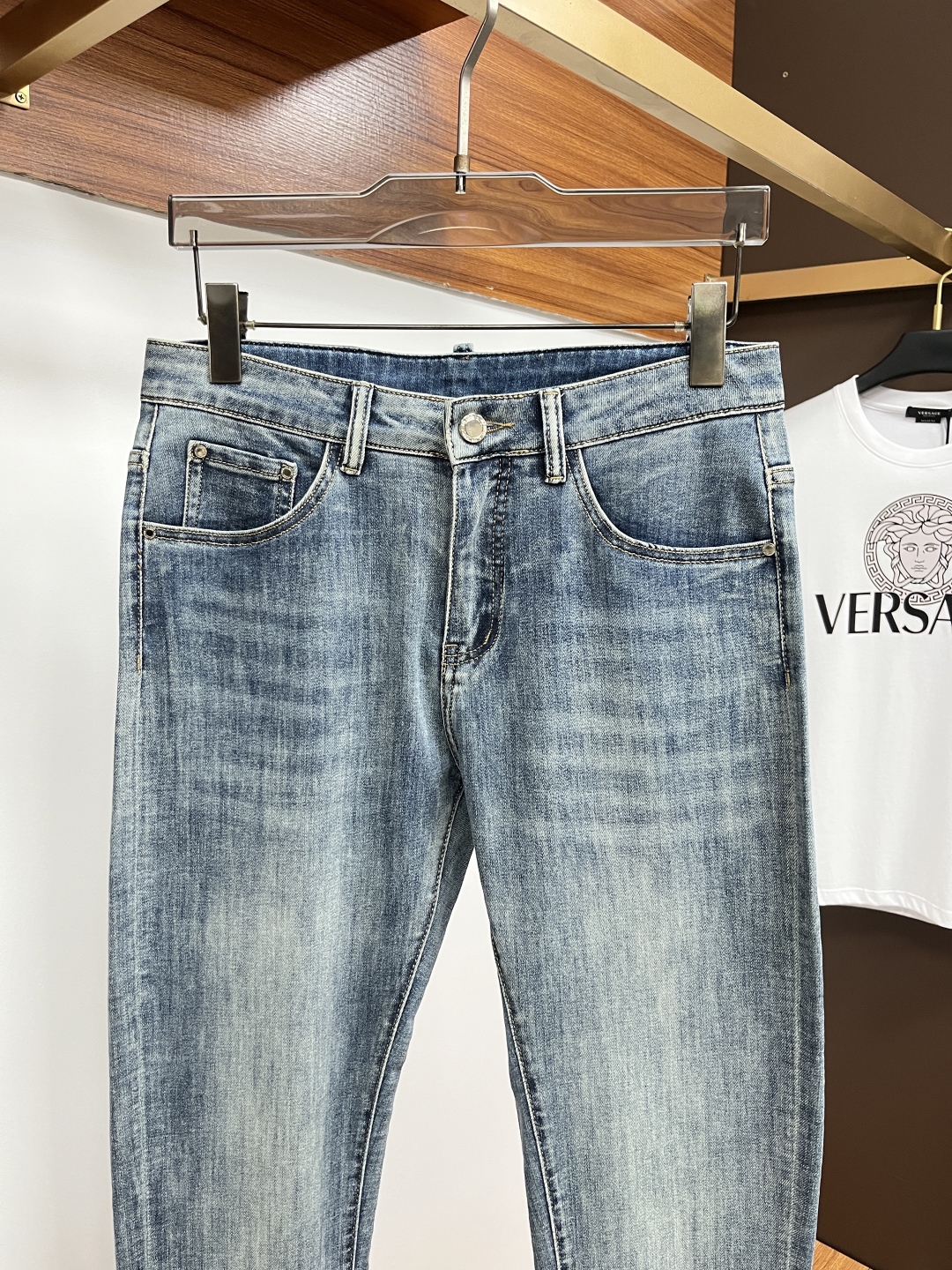 jeans