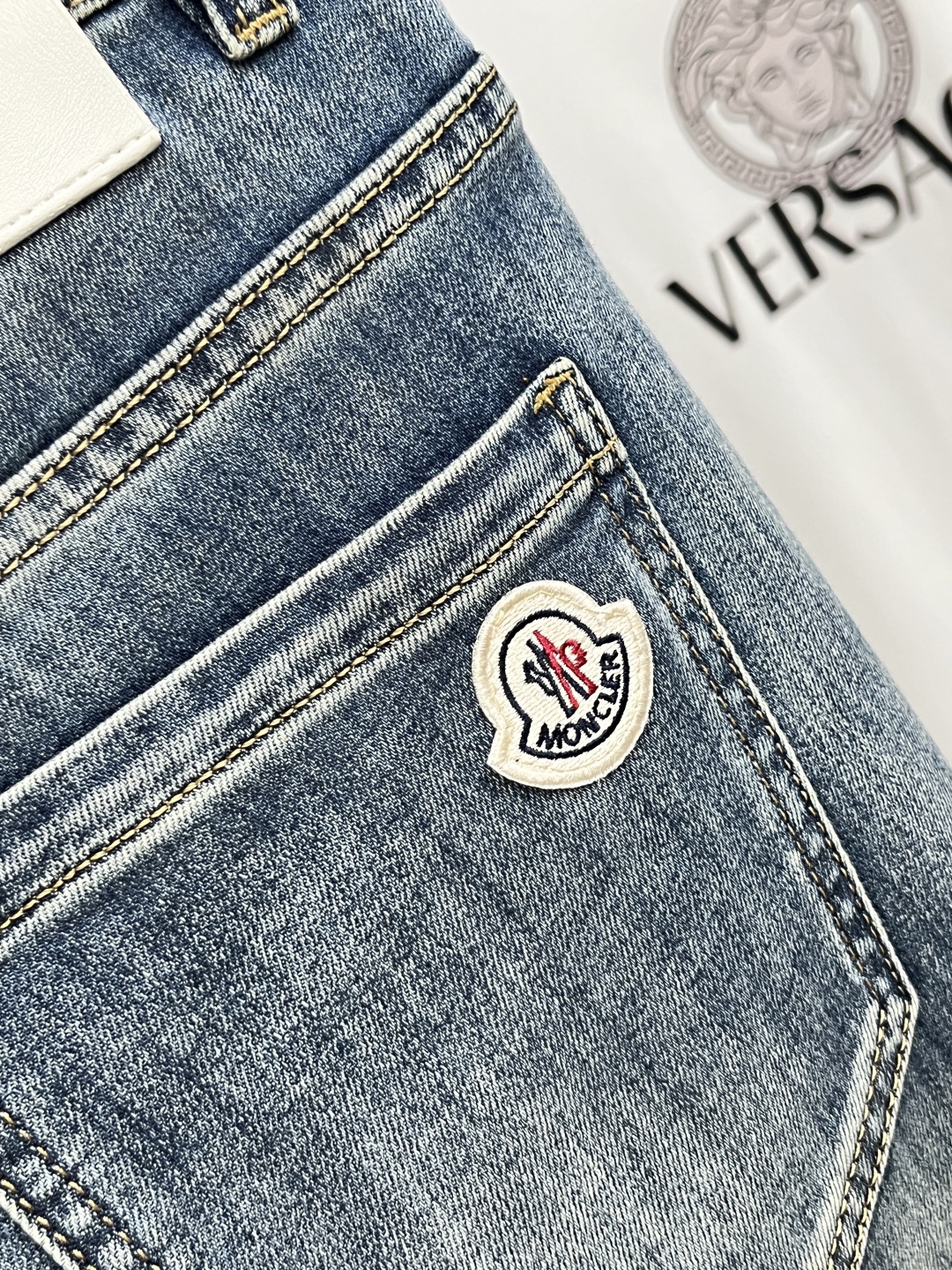 jeans